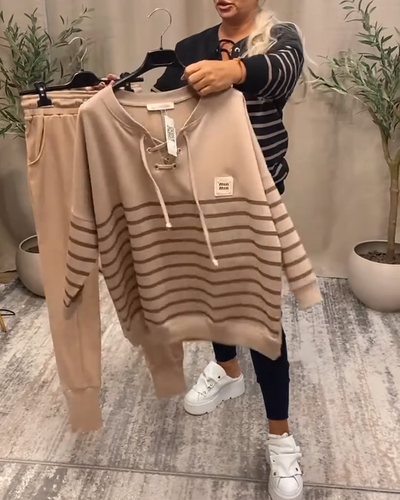 VALERIA | Ensemble deux pièces avec pantalon de sport à rayures